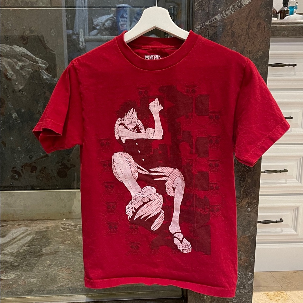 One Piece Graphic T-Shirt